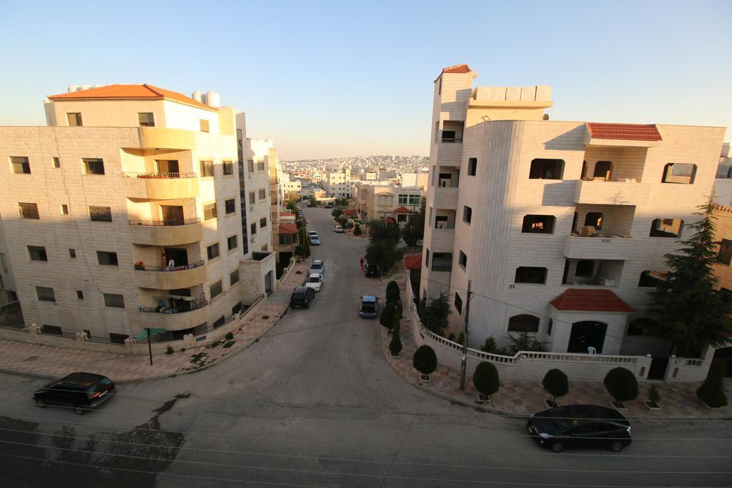 Aqarco Sanar Apartment Amman Esterno foto